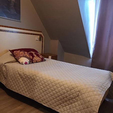 פריז Hotel Azur Montmartre מראה חיצוני תמונה