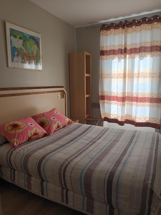 פריז Hotel Azur Montmartre מראה חיצוני תמונה
