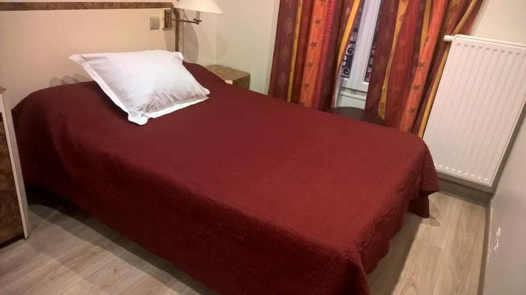 פריז Hotel Azur Montmartre מראה חיצוני תמונה